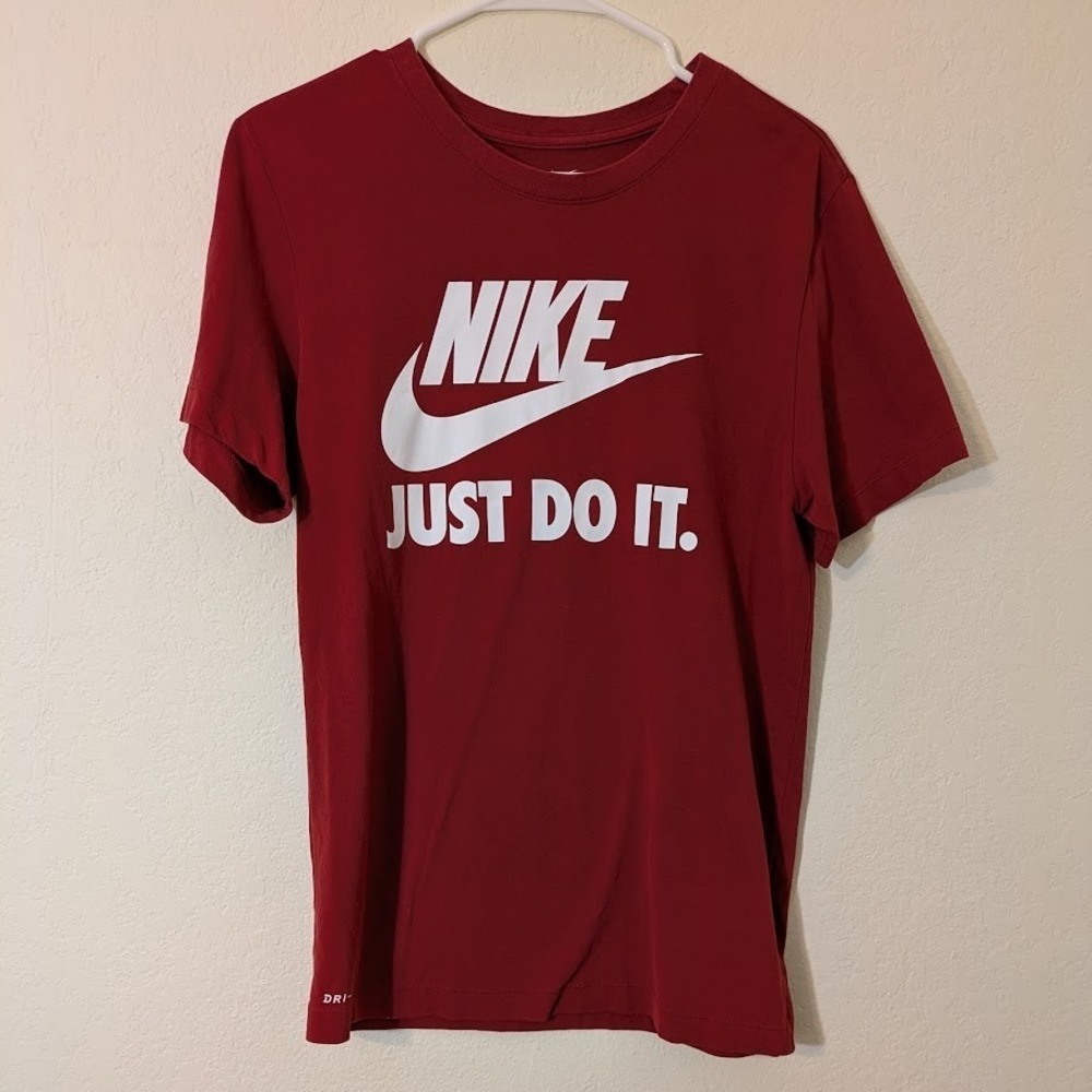 Nike Tee Men's Dri-Fit Sz Small Red Just‎ Do It Graphic Logo Athletic T-Shirt
